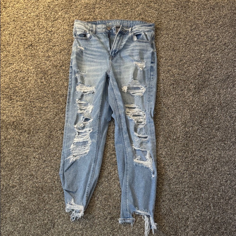 American Eagle Outfitters Light Blue Distressed Jeans